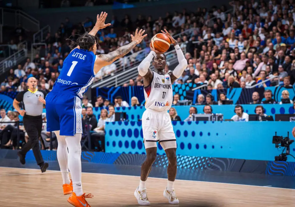 他也给对手, 锦赛冠军 他也给对手, 锦赛冠军