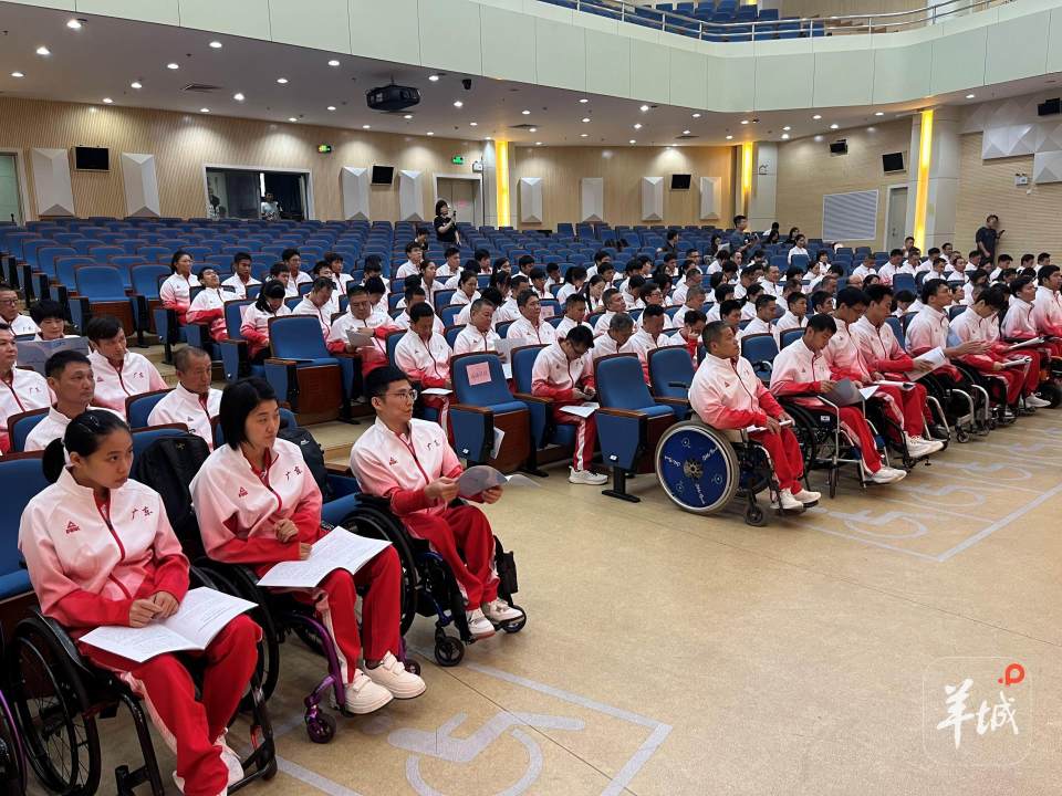 UE, 门口就有压 UE, 门口就有压